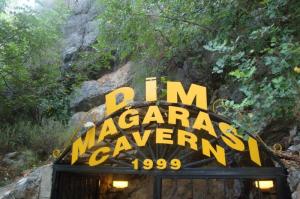Dunkle Höhle - Antalya Alanya